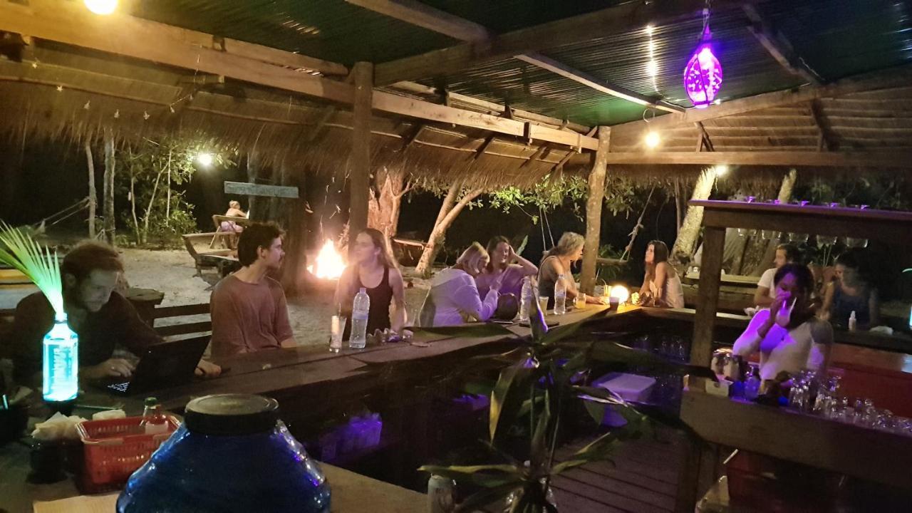 Crusoe Koh Takiev Island Hotel Koh Ta Kiev Luaran gambar
